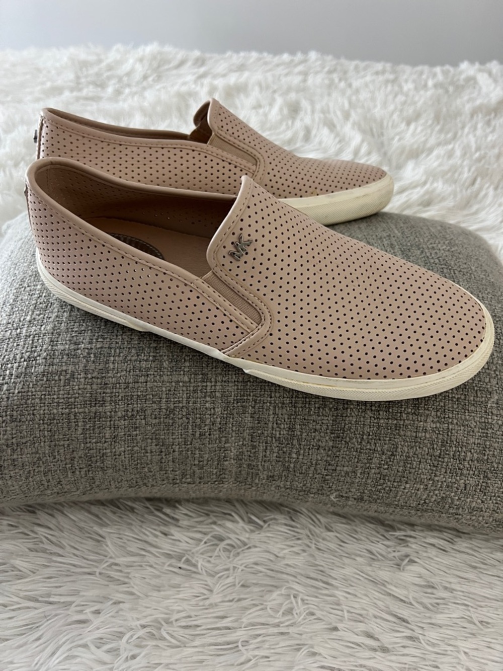 Ladies Michael Kors shoes. Size 9